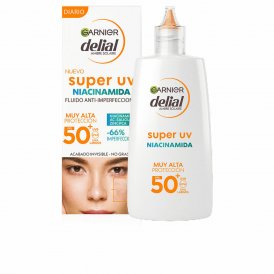 Garnier Anti-imperfeksjonsbehandling Delial Super Uv Spf 50+ 40 ml Niacinamid