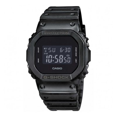 Casio Klokker for Menn DW-5600UBB-1ER Svart Glass
