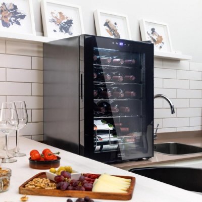 Cecotec Vinhylle GrandSommelier 2050 Svart