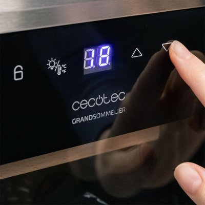 Cecotec Vinotéka GrandSommelier 1250 12 flasker LED svart glass trehyller touch display