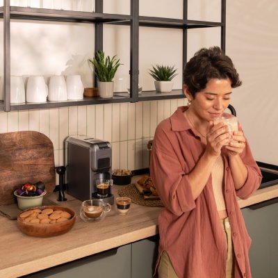 Cecotec Kapslet Kaffemaskin FreeStyle Compact svart 1350 W 20 bar 800 ml Svart Metall