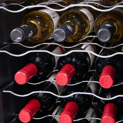 Cecotec Vinhylle GrandSommelier 1550 CoolCrystal Svart